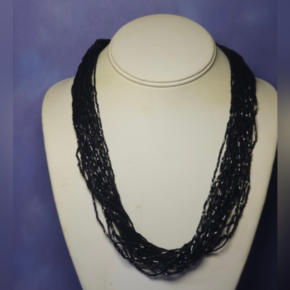 👍5 For $20 Coldwater Creek Black Glass Bead Multi Strand Necklace - Picture 9 of 9